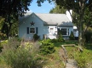 31 New St, Stanhope, NJ 07874