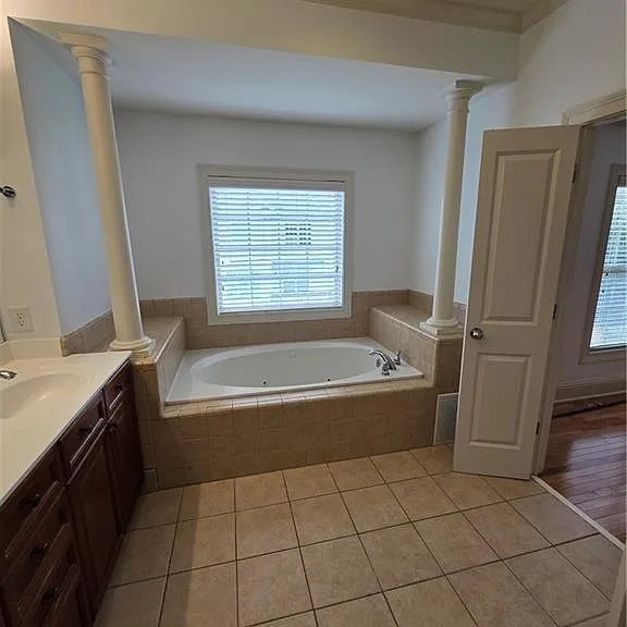 10330 Dashiell Ct — Photo 15