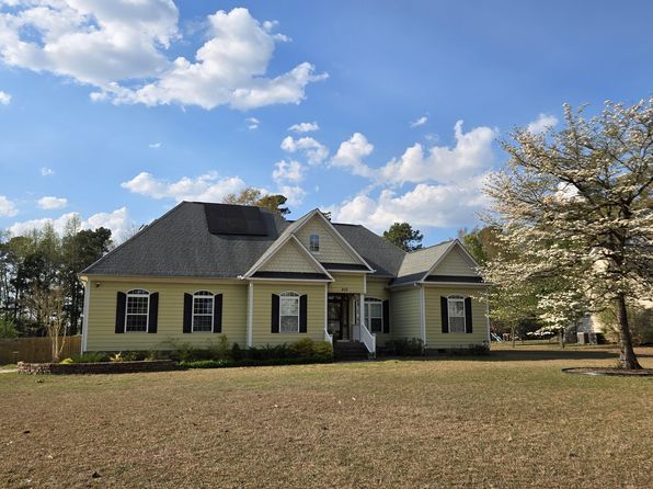 432 Booth Pond Rd, Raeford, NC