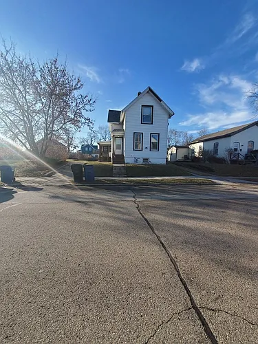 1220 N Wisconsin St. (4 Unit) Photo 1
