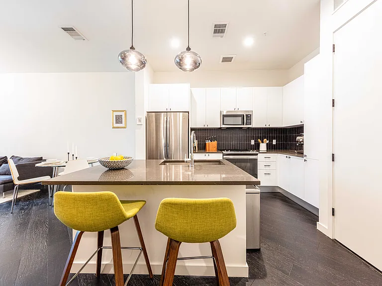 800 Embassy Dr #215 — Photo 7