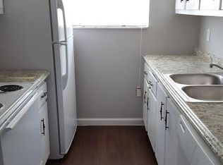 834 E Tiffany Dr APT 4, Mangonia Park, FL 33407