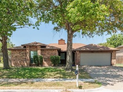 203 Myrtle Dr, Arlington, TX, 76018