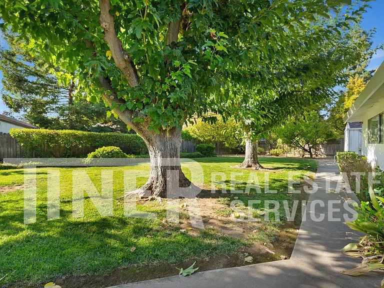 5100 Turnsberry Ct — Photo 26