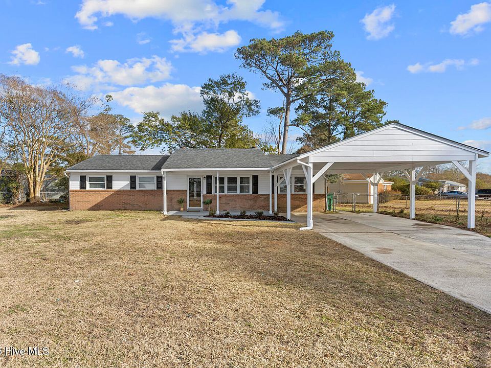 1st image of 501 Holly Court