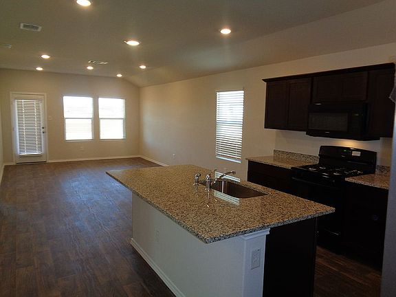 5th image of 235 Whiporwill Ln