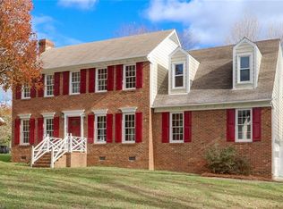 3215 Stonypointe Dr, Greensboro, NC 27406