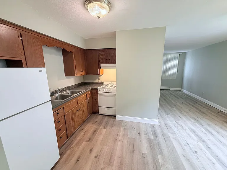3600 Pennsylvania Ave S — Photo 18
