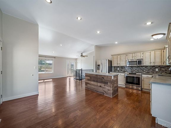 5th image of 8245 Sun Country Drive