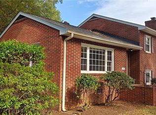 2900 Garrett St, Richmond, VA 23221
