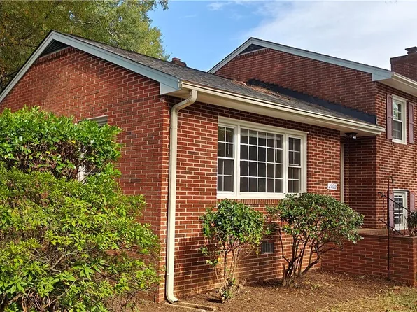 2900 Garrett St, Richmond, VA 23221