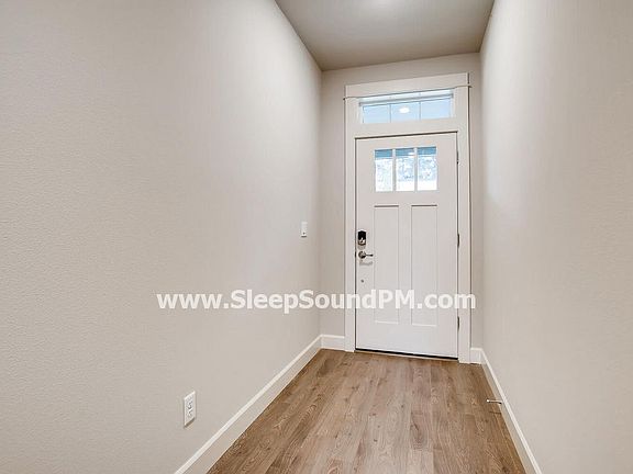 3rd image of 4153 SE Jennings Ave