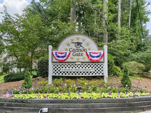 820 Cannon Run, Marietta, GA 30064