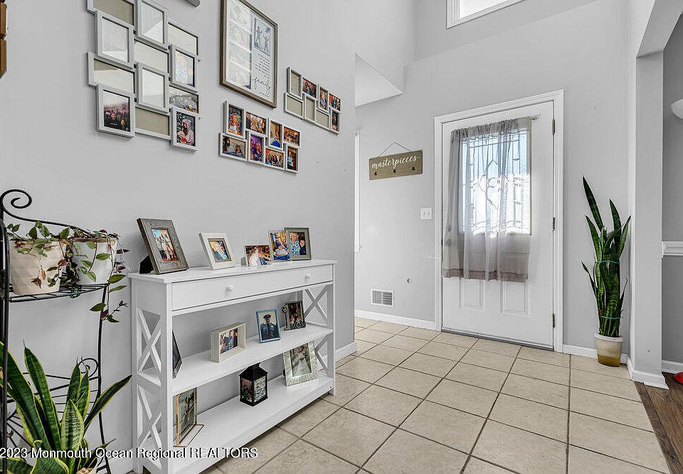 201 Grand Central Parkway, Bayville, NJ 08721 Zillow