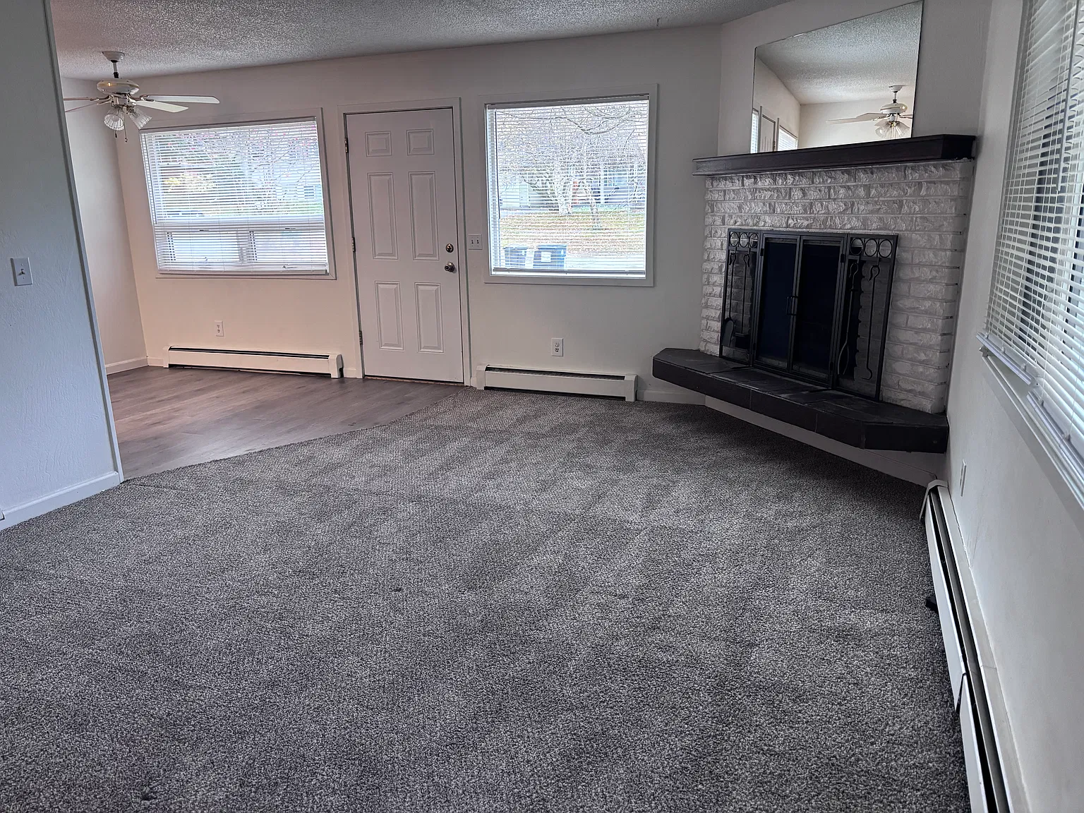2 bed, 925 sqft, $2,000 — Photo 4