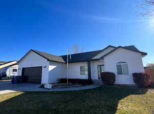 365 NE Greystone Loop, Mountain Home, ID 83647