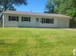 2417 E Nevada St, Urbana, IL