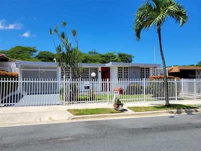 F20 8th St, Guaynabo, PR, 00966