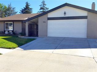 2886 E Barnes St, Simi Valley, CA 93065