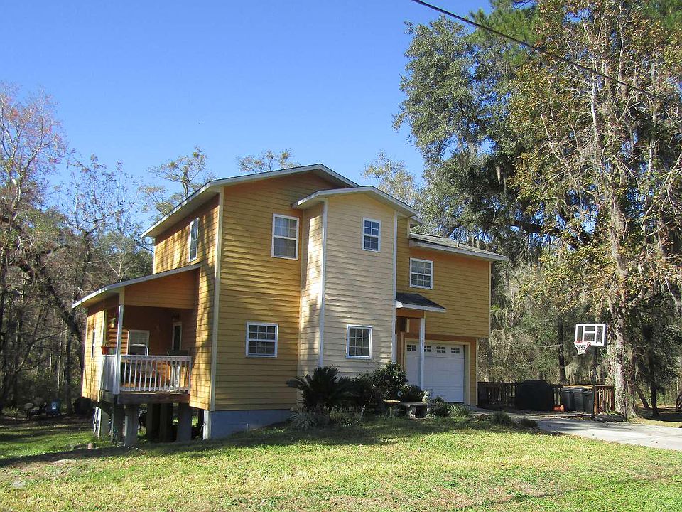 1st image of 498 SW Deanna Ter