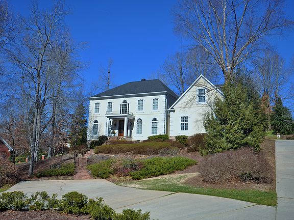 4th image of 2908 Swan Lake Dr