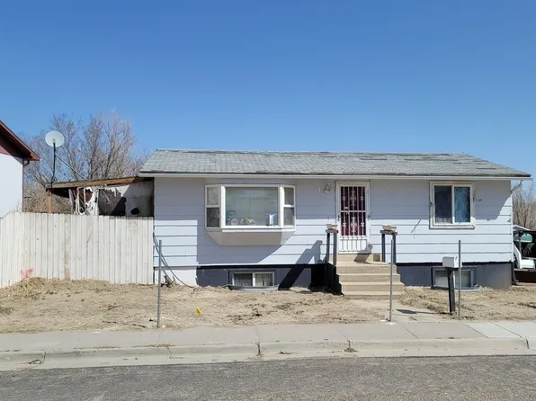 835 Iowa Ave, Green River, WY 82935