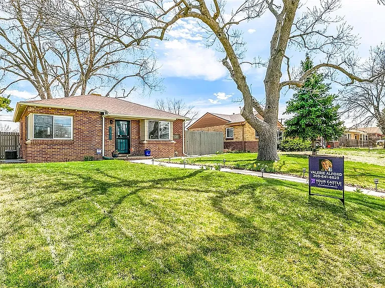 3564 Magnolia St — Photo 13