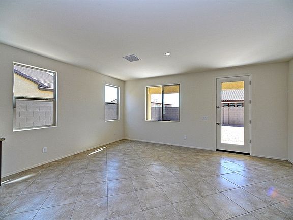 2nd image of 1553 E Cielo Azul Way