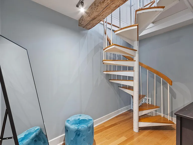 21 Harvard St #1 — Photo 12