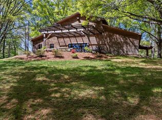 2950 Beroth Rd, Pfafftown, NC 27040