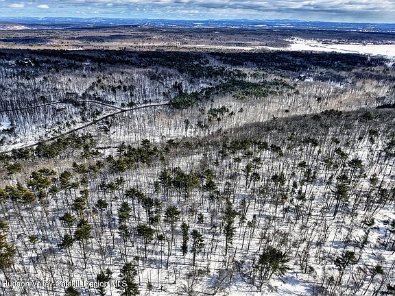 3rd image of 300 Game Farm Road