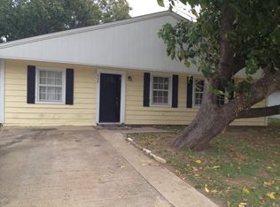 408 Bellaire Dr, Hurst, TX 76053