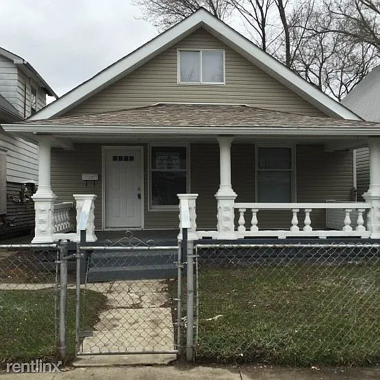 428 N Goodlet Ave photo 1