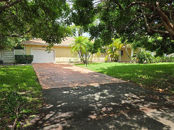 2nd image of 14630 SW 148th Ct