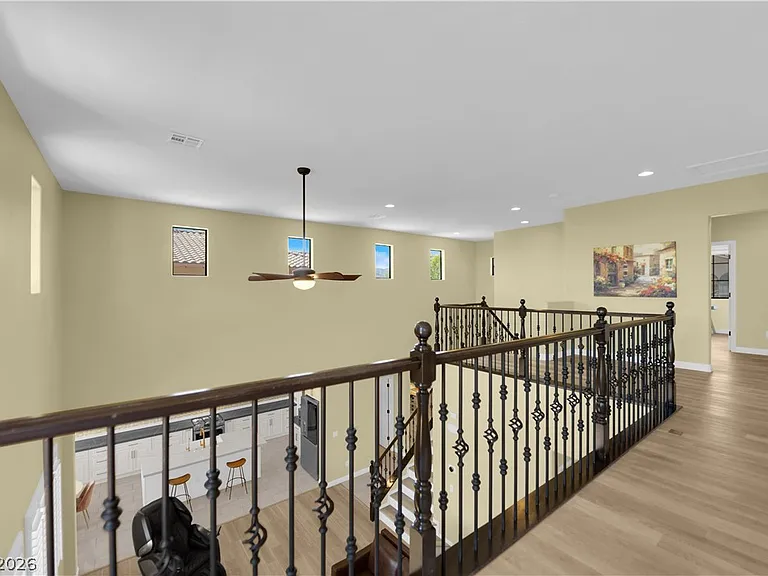608 Highland Bluff Way — Photo 32