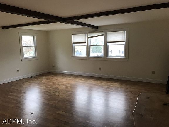 5th image of 130 Low St