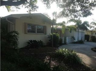 4118 Hayes St, Hollywood, FL 33021