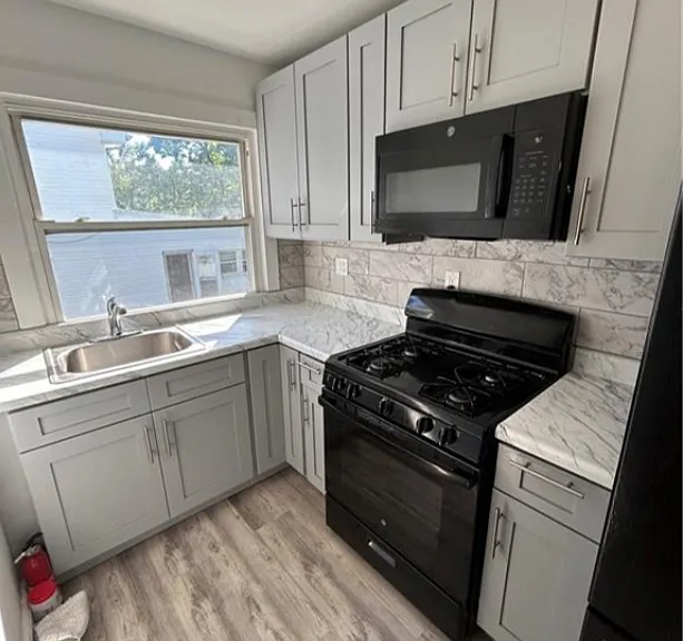 72 Soundview St #2 — Photo 6