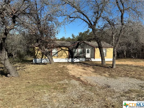 168 Timbercreek Dr, Poteet, TX 78065