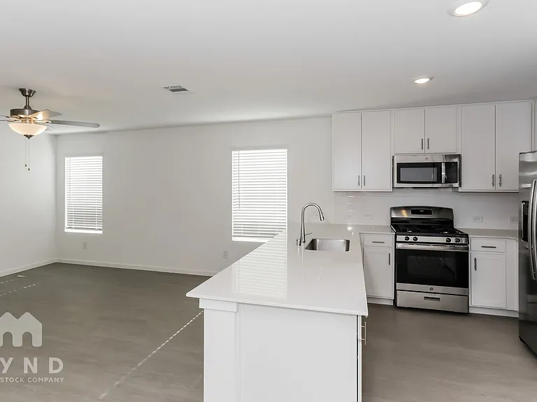 30 West Luxury Rental Homes — Photo 103
