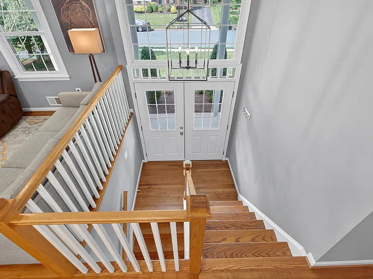 9810 Meadow Valley Dr — Photo 30