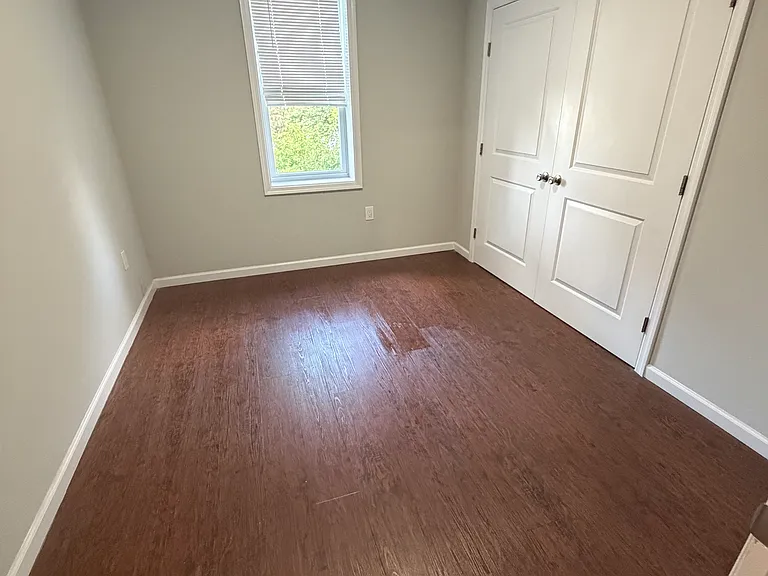 471 Harrison Ave #1B — Photo 2