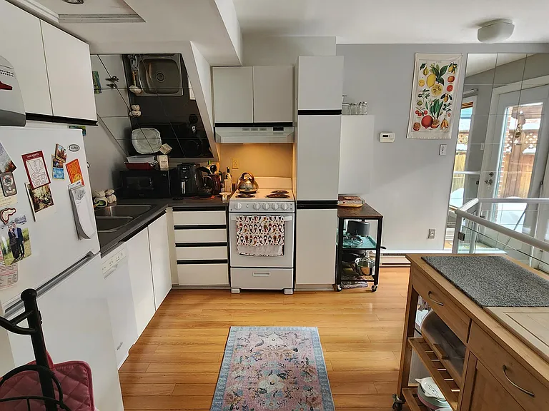 226 Wilbrod St #1 — Photo 2