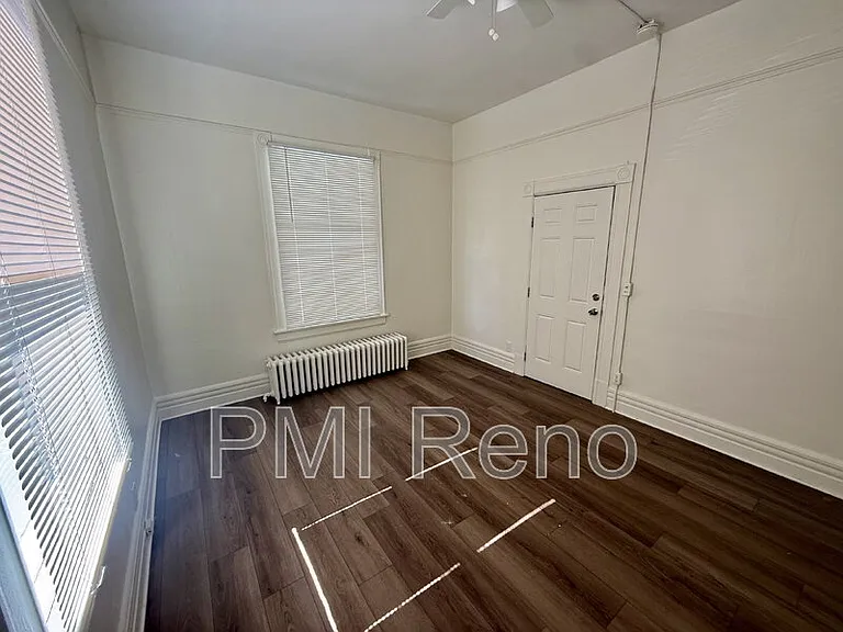 46 W 10th St #4 — Photo 4