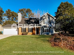 1572 Carriage Ln, Jonesboro, GA