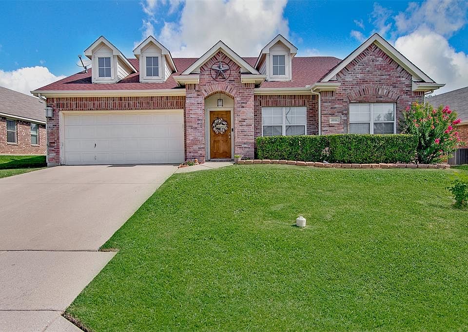 1st image of 4016 Winter Springs Dr