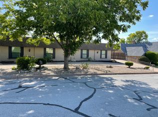 4715 Ranch View Rd, Fort Worth, TX 76109