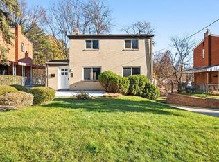 976 Millerdale St, Pittsburgh, PA
