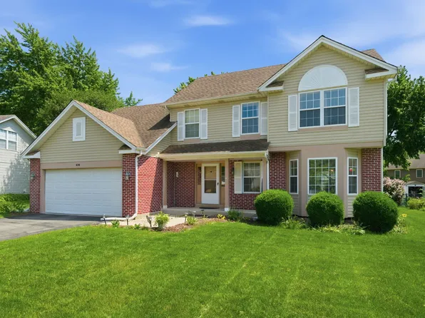 636 Briarwood Ln, Oswego, IL 60543