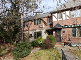 67-47 Kessel St #1, Forest Hills, NY 11375